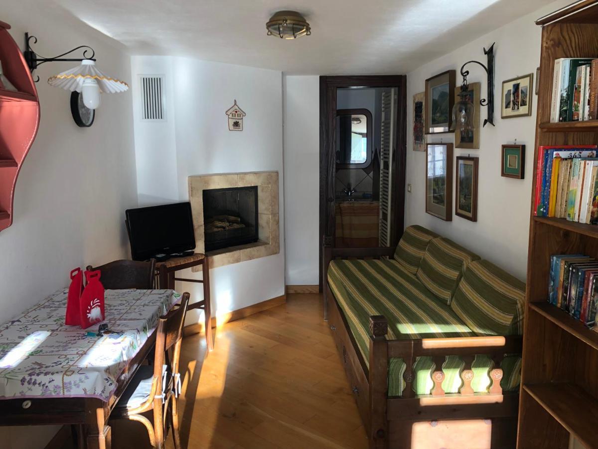 Casa Di Nonna Apartment Entracque Luaran gambar